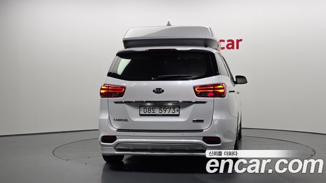 Kia Canival 2019 — photo 4