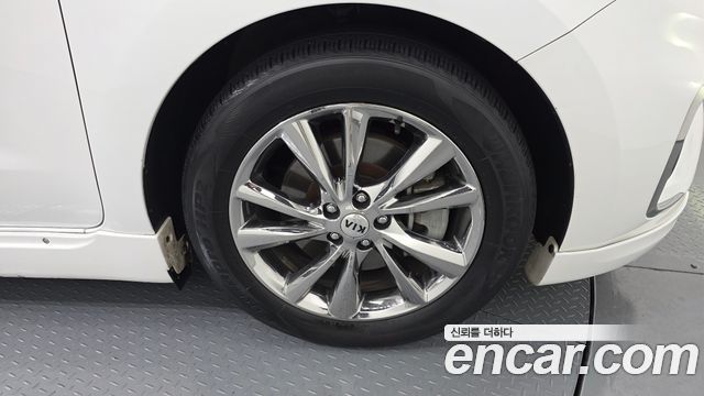 Kia Canival 2019 — photo 5