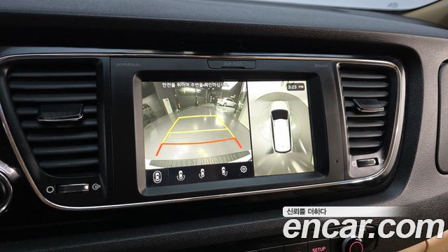 Kia Canival 2019 — photo 15