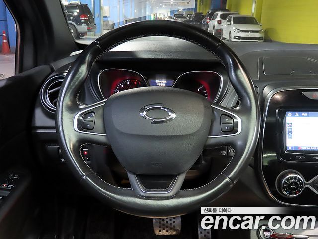 Renault Korea QM3 2018 — photo 11