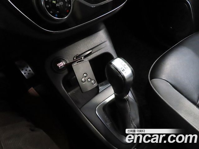 Renault Korea QM3 2018 — photo 14