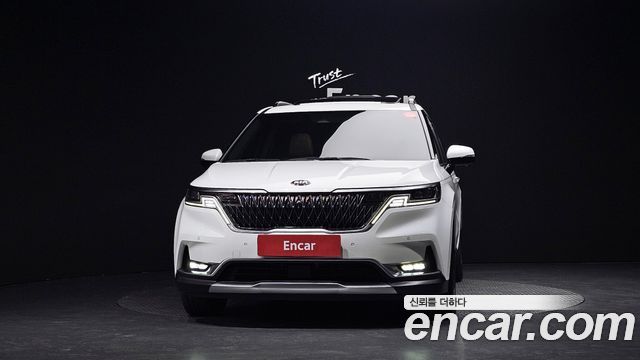 Kia Canival 2021 — photo 3
