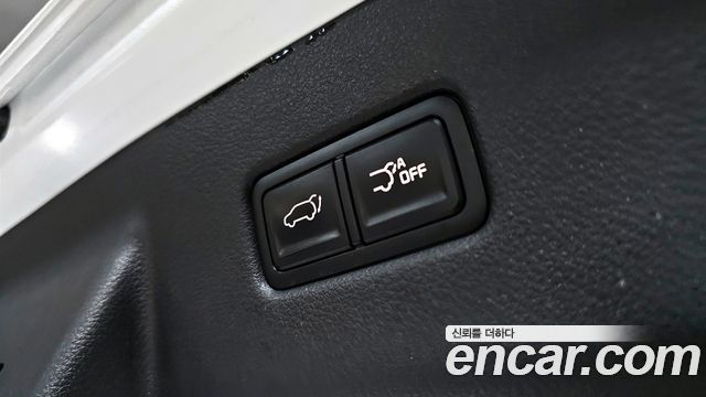 Kia Canival 2021 — photo 19
