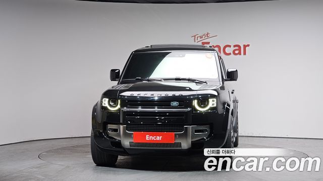 Land Rover Defender 2023 — photo 3