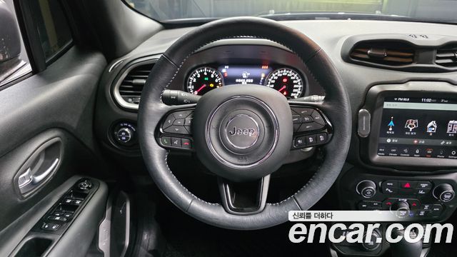 Jeep Renegade 2021 — photo 13