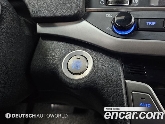 Hyundai AVANTE 2016 — photo 17