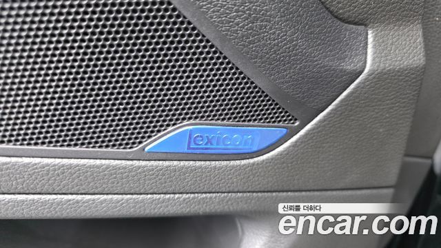 Hyundai Genesis 2016 — photo 17