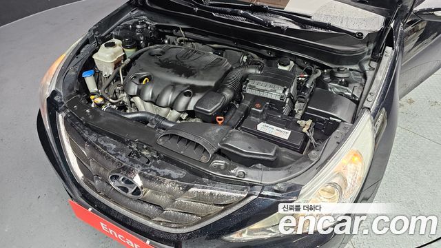 Hyundai Sonata 2011 — photo 6