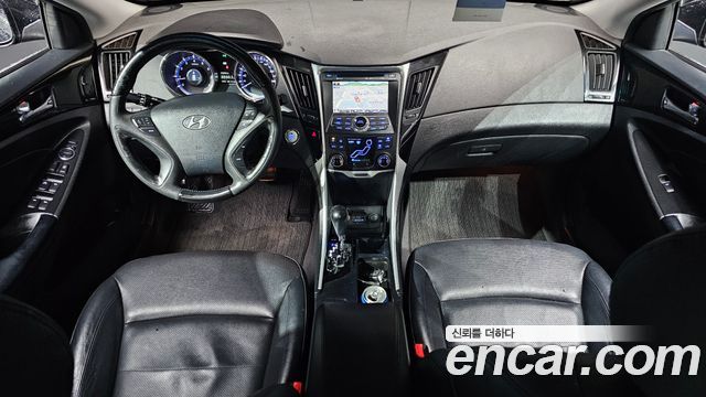 Hyundai Sonata 2011 — photo 7
