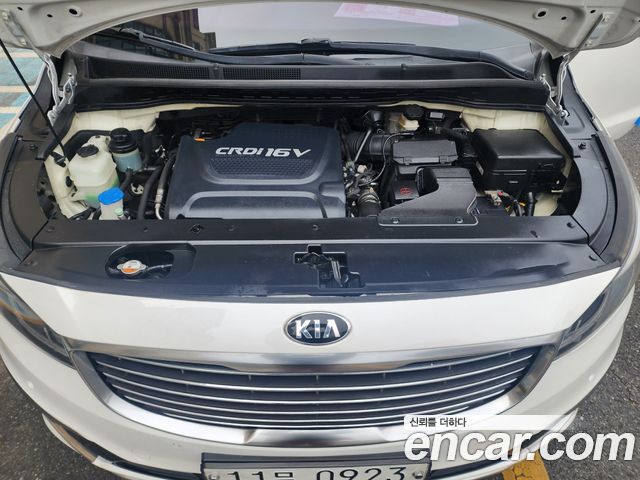 Kia Canival 2016 — photo 6