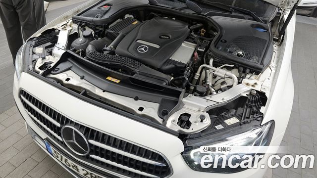 Mercedes-Benz E-Class 2021 — photo 6