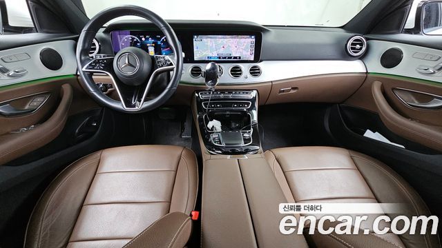 Mercedes-Benz E-Class 2021 — photo 7