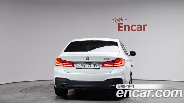 BMW 5-Series 2017 — photo 4