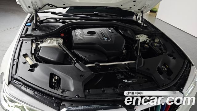 BMW 5-Series 2017 — photo 6