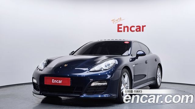 Porsche Panamera 2012 — photo 1
