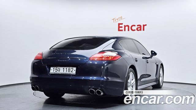 Porsche Panamera 2012 — photo 2