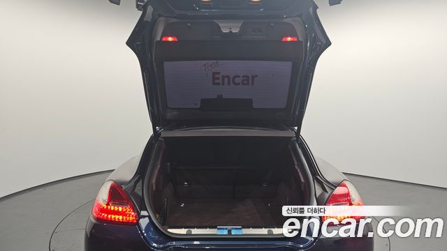 Porsche Panamera 2012 — photo 20