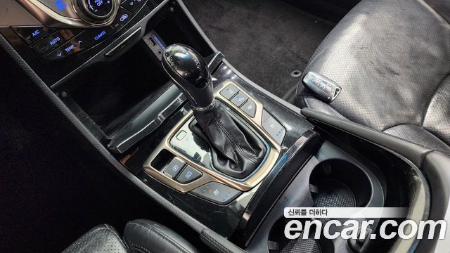 Hyundai Grandeur 2011 — photo 9