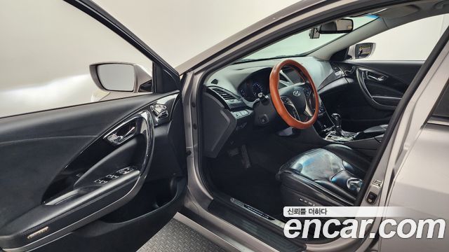 Hyundai Grandeur 2011 — photo 10