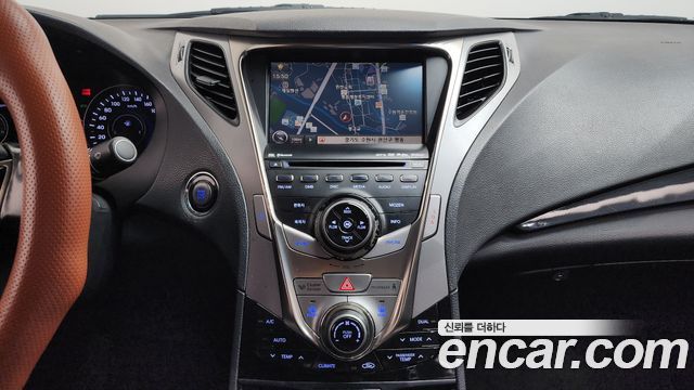Hyundai Grandeur 2011 — photo 15