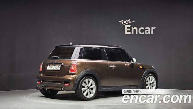 Mini Cooper 2012 — photo 2