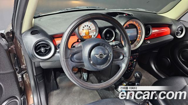 Mini Cooper 2012 — photo 13