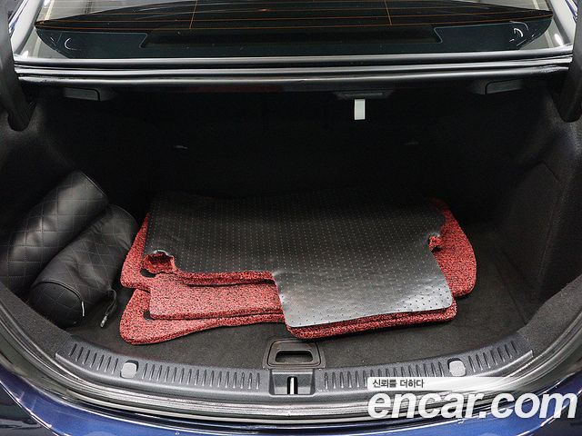 Mercedes-Benz E-Class 2017 — photo 5