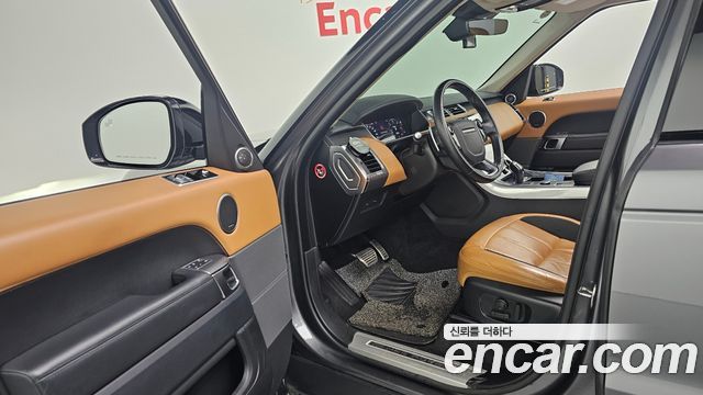 Land Rover Range Rover Sport 2019 — photo 10