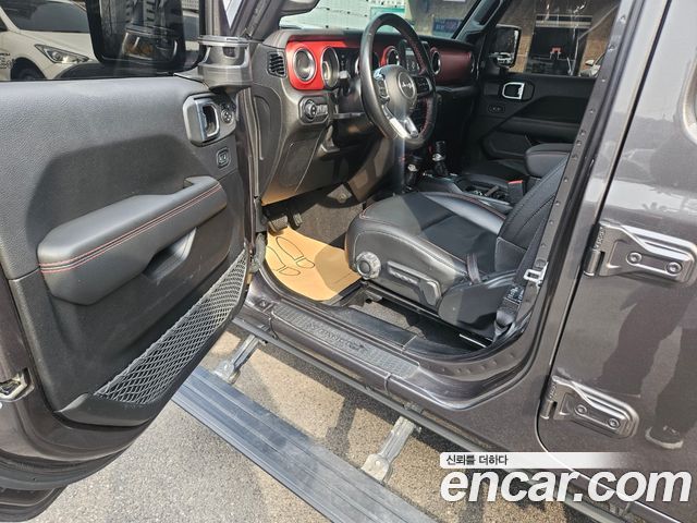 Jeep Wrangler 2021 — photo 7