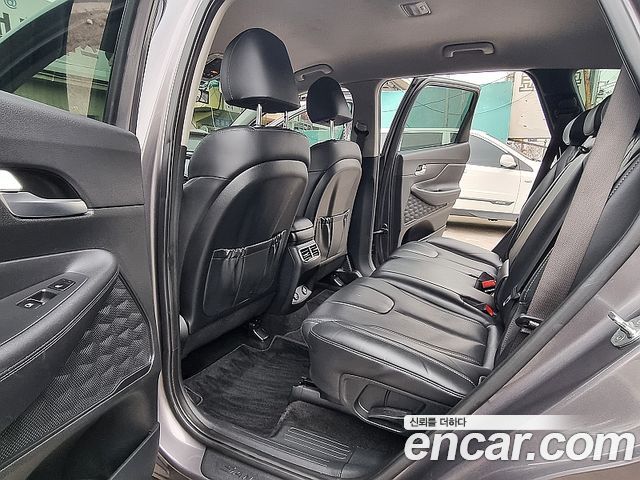 Hyundai Santafe 2021 — photo 8