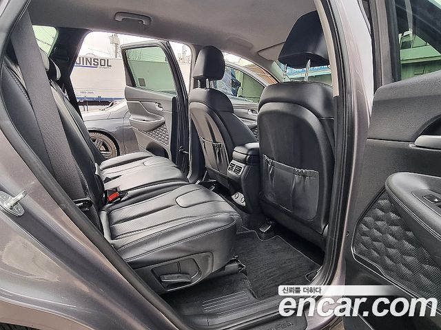 Hyundai Santafe 2021 — photo 9