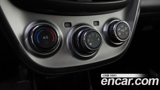 Chevrolet Korea Spark 2016 — photo 14