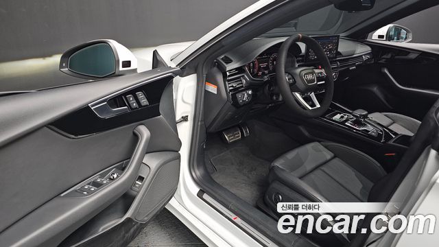 Audi A5 2021 — photo 11