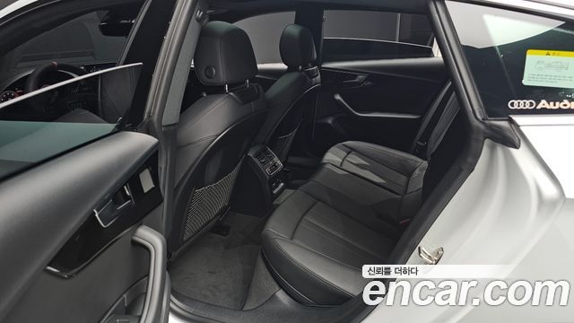 Audi A5 2021 — photo 12