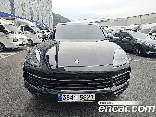 Porsche Cayenne 2019 — photo 1