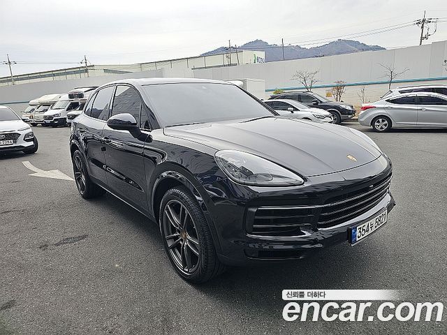 Porsche Cayenne 2019 — photo 3