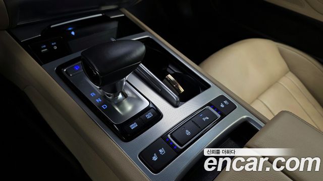 Genesis G80 2017 — photo 9