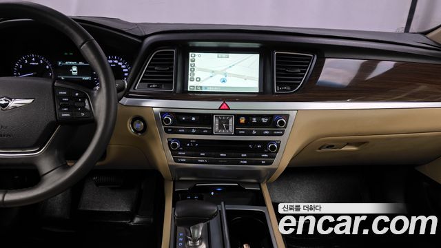 Genesis G80 2017 — photo 14