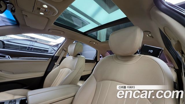 Genesis G80 2017 — photo 18
