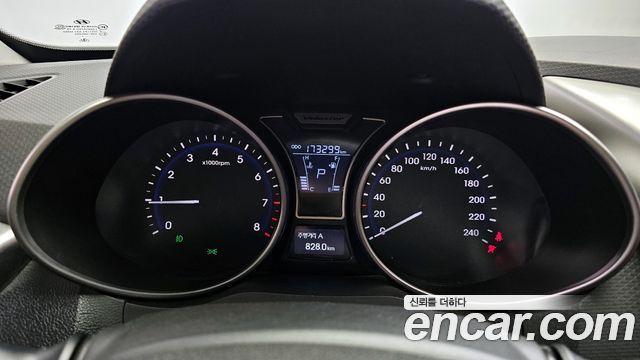 Hyundai Veloster 2012 — photo 8