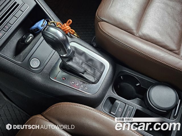 Volkswagen Tiguan 2012 — photo 9