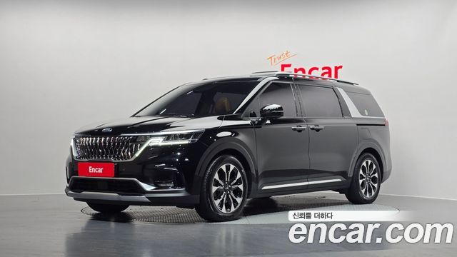 Kia Canival 2021 — photo 1