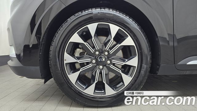 Kia Canival 2021 — photo 5