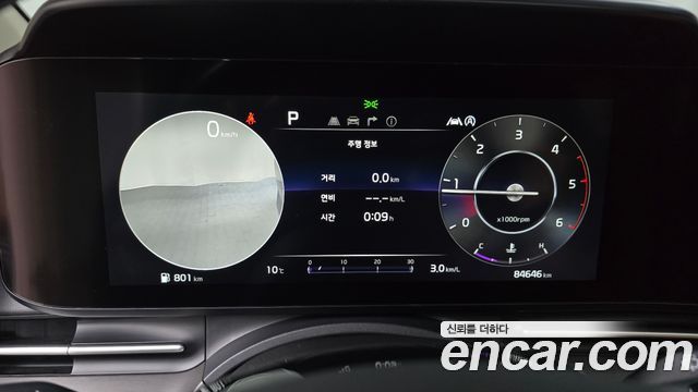 Kia Canival 2021 — photo 8