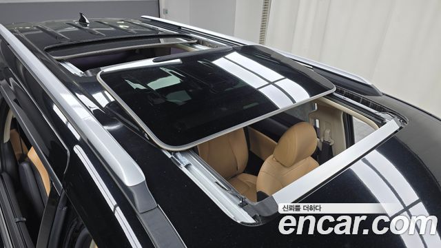 Kia Canival 2021 — photo 17