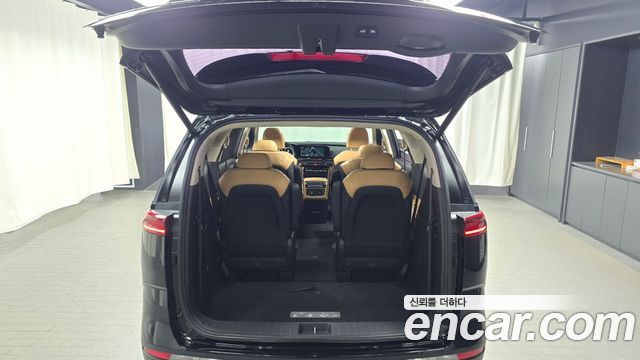 Kia Canival 2021 — photo 20