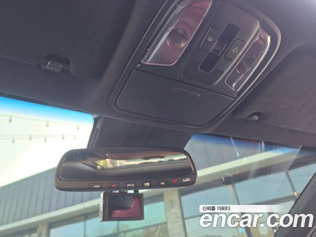 Kia Stinger 2018 — photo 17