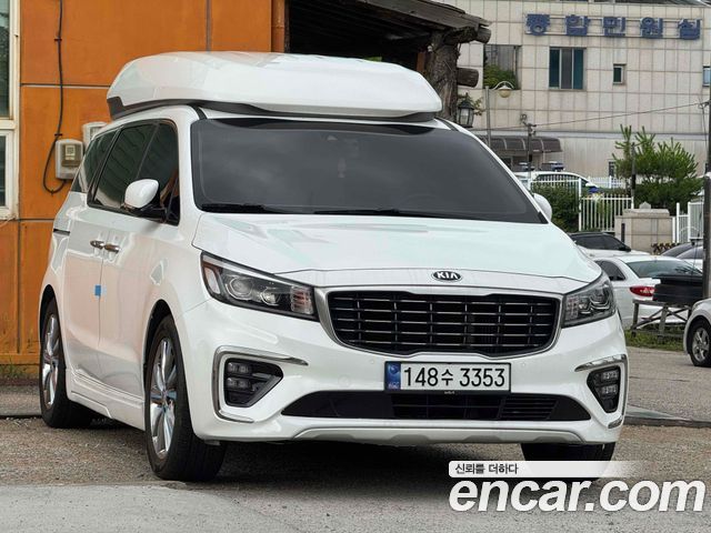 Kia Canival 2020 — photo 3