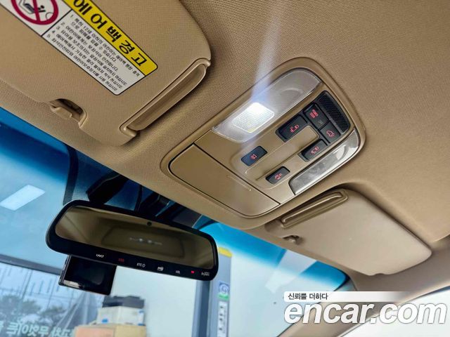 Kia Canival 2020 — photo 15