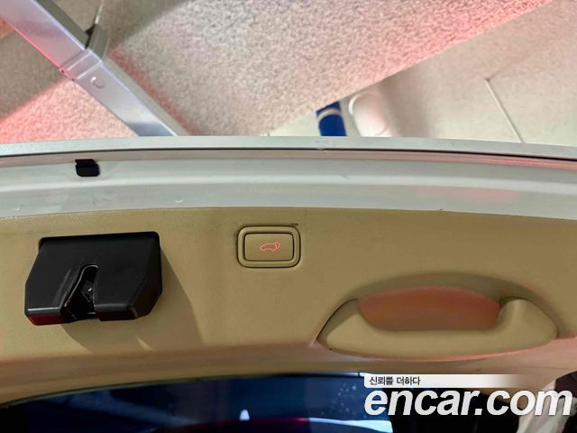 Kia Canival 2020 — photo 20